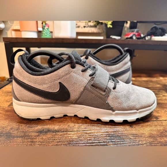 Nike SB Trainerendor‎ Suede Low Cool Grey Black Wolf Grey Size 9 - Picture 6 of 10